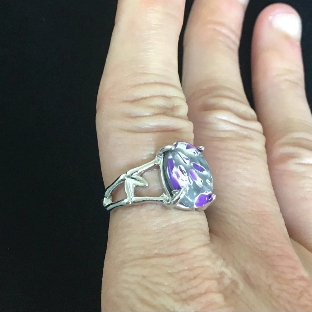 Purple Gray and White Oval Stone Fashion Ring - Picture 2 of 6